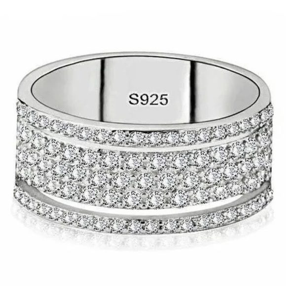 New 925 sterling silver stacked wide diamond ring - Picture 3 of 3